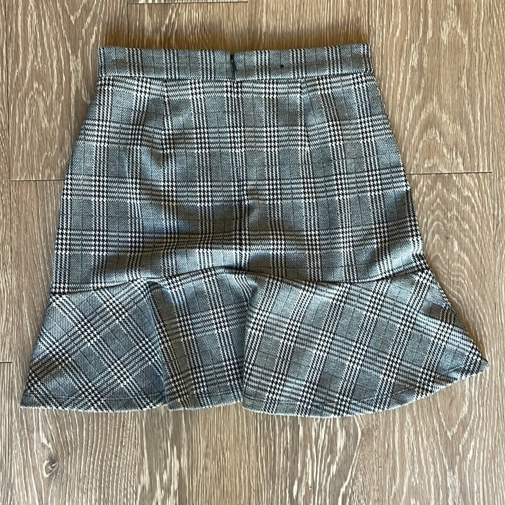 Banana Republic Flare Mini Skirt - Picture 2 of 3